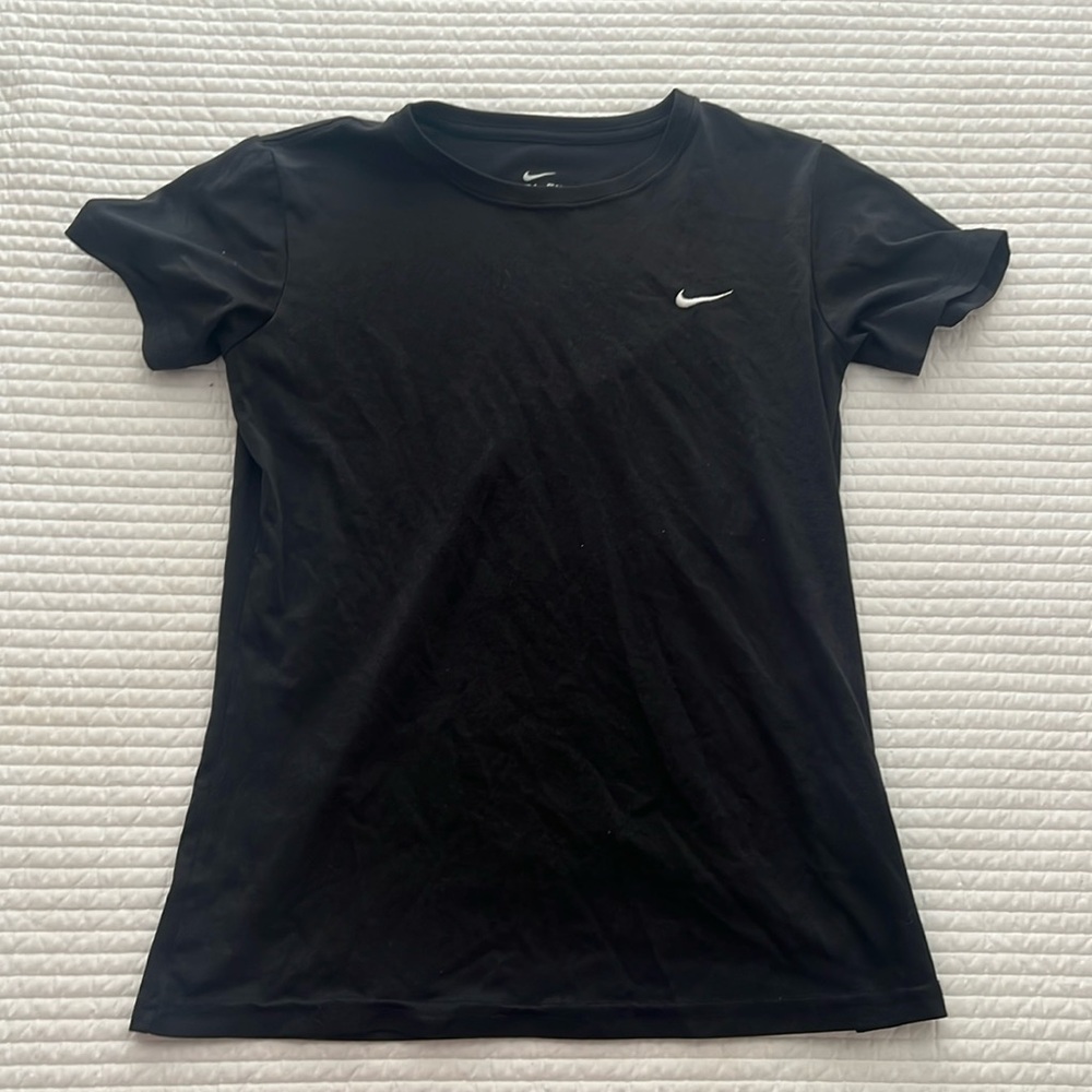 Nike Size Small Dry-Fit Tee